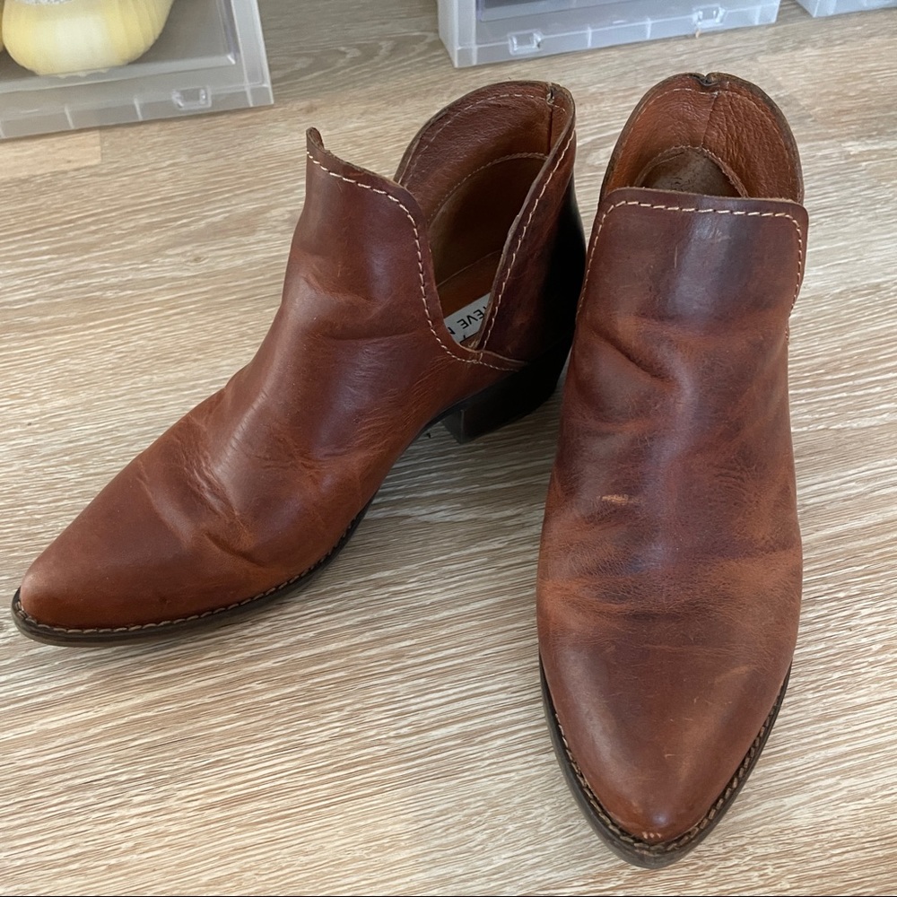 Steve Madden Boots Size 6.5